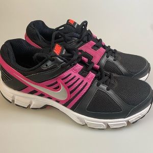 Nike Downshifters 5 Womens Running Shoes